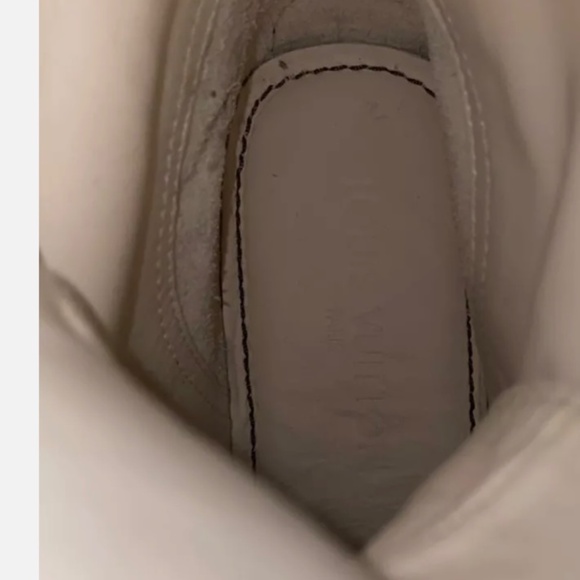 LOUIS VUITTON Cream Leather and Fur Trim Lace Up Boot NEW Size8 - Picture 7 of 13